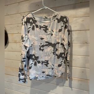 Roxy | Everyday Floral/Camo Long Sleeve Top